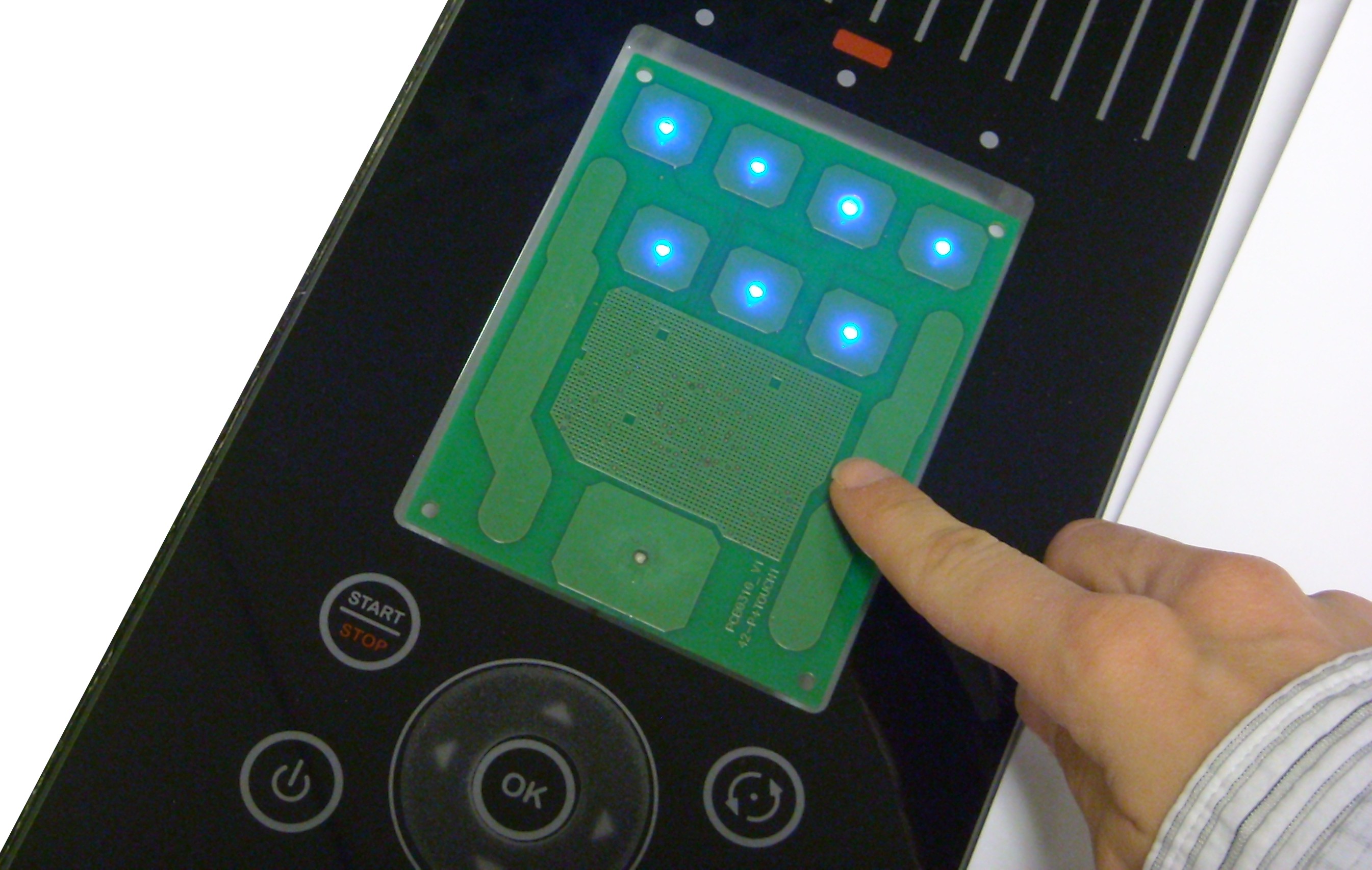 Capacitive touch panel